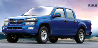 Illustration for article titled Which Chevy Colorado That Isn't, Is Best?